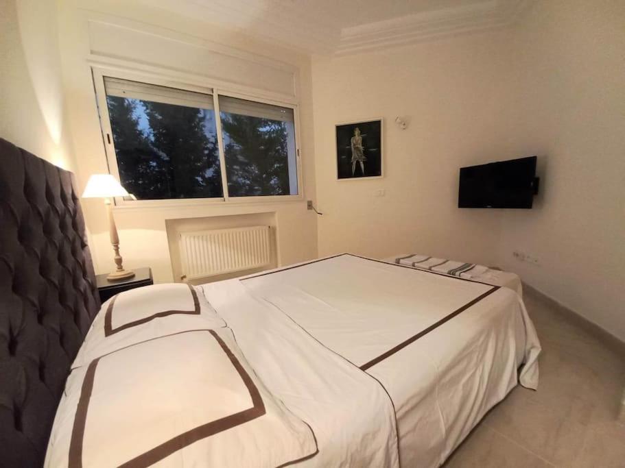 Tres Bel Appartement Idealement Place La Marsa Dış mekan fotoğraf