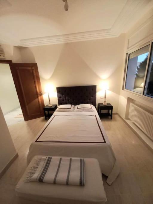 Tres Bel Appartement Idealement Place La Marsa Dış mekan fotoğraf